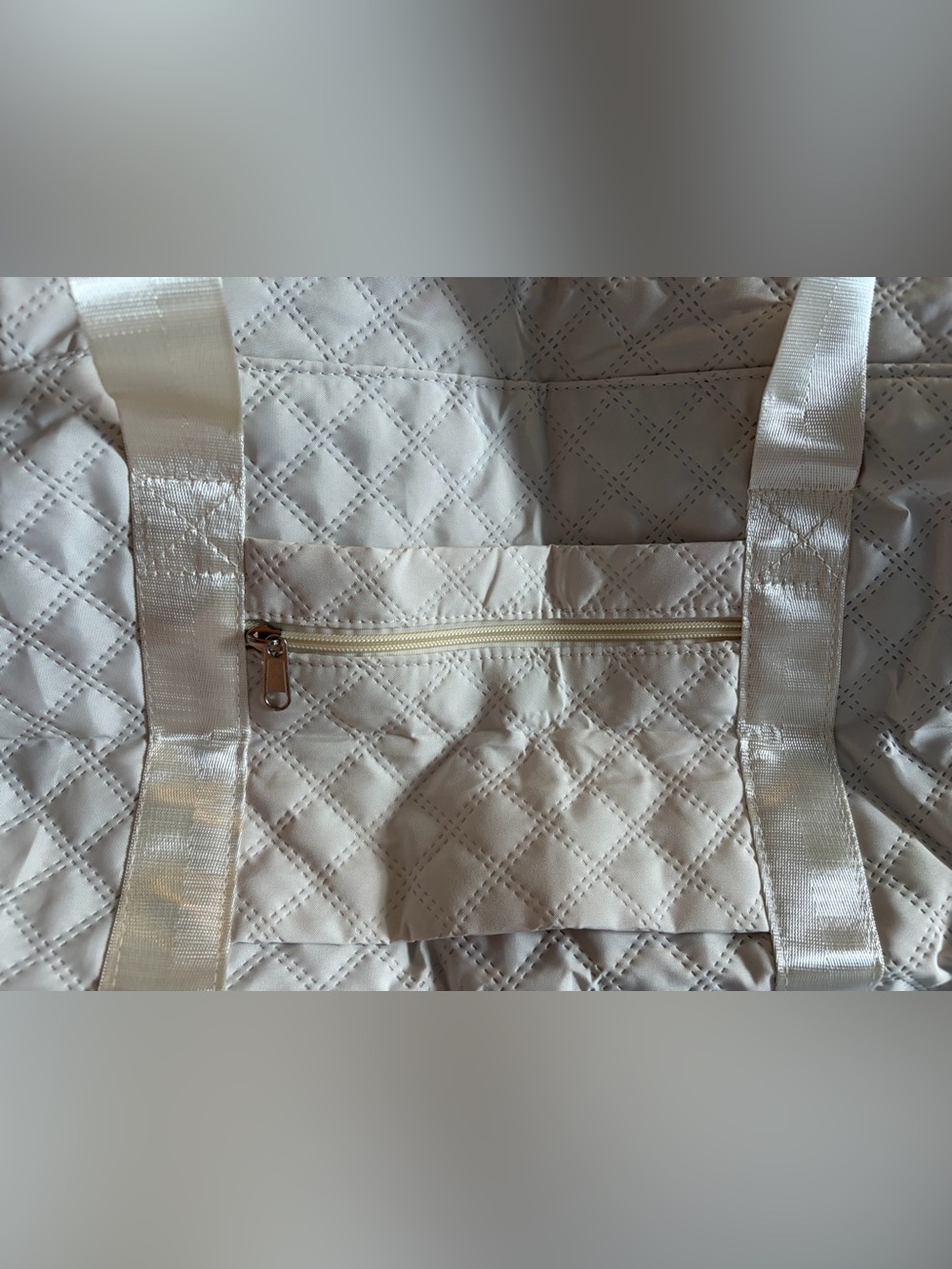 Quilted Cream Travel Duffle Bag - Picture 11 of 12